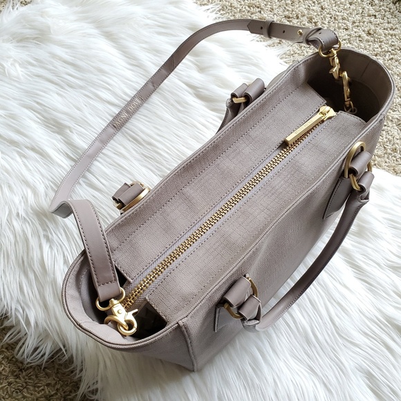 Dagne Dover Bleecker Blush Signature Midi Tote Bag - Picture 3 of 8